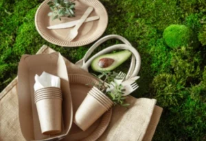 A reciclagem de embalagens é um passo essencial para construir um futuro onde a beleza e o respeito ao planeta caminham juntos. Foto: Freepik.