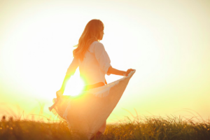 Conecte corpo, mente e alma para fios radiantes com o Ritual Capilar Holístico do Laces. Descubra bem-estar integrado e beleza natural.