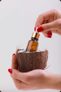 Nutra seus fios de dentro para fora com o guia de micronutrientes do Laces. Conheça as vitaminas e minerais essenciais para um crescimento forte e saudável.
