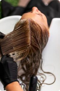 Química Limpa Capilar, Cuidado Capilar Sustentável, Laces and Hair, Cabelos Puros, Cabelos Fortes, Ingredientes Naturais, Saúde Capilar, Queda de Cabelo, Produtos Capilares Naturais, Tratamento Capilar Inovador
