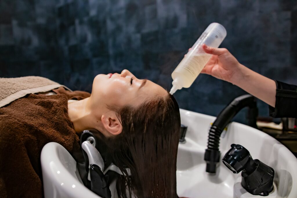 neurocosméticos-capilares-naturais-o-Laces-conecta-beleza-mente-e-sensações-em-seus-fios